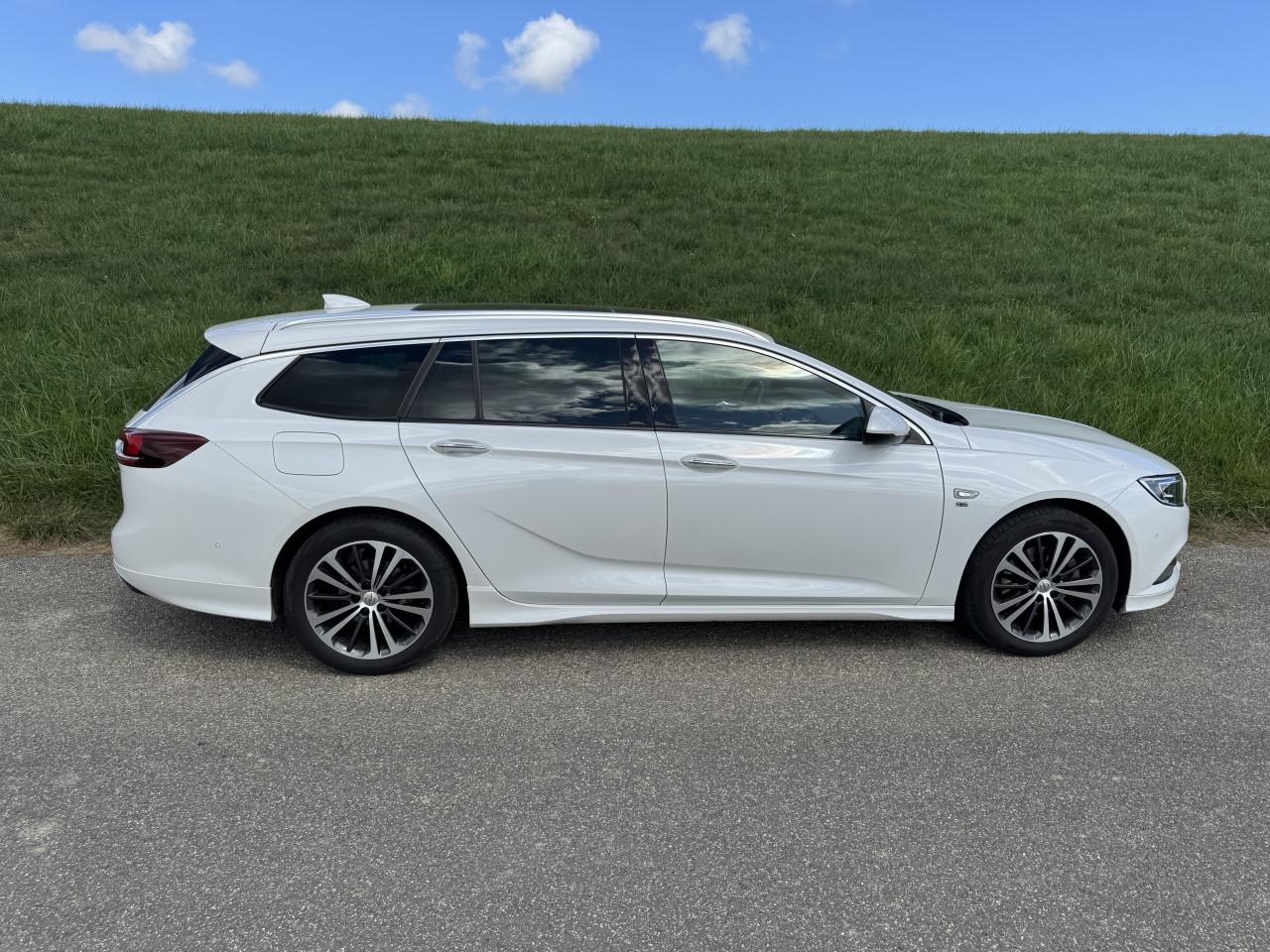 Opel Insignia Sports Tourer 1.5 Turbo 2018 OPC Line 165PK