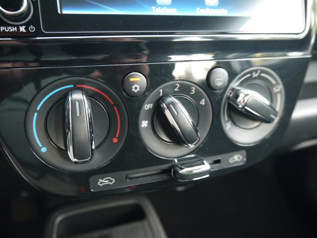 Mitsubishi Space Star 1.2 connect+
