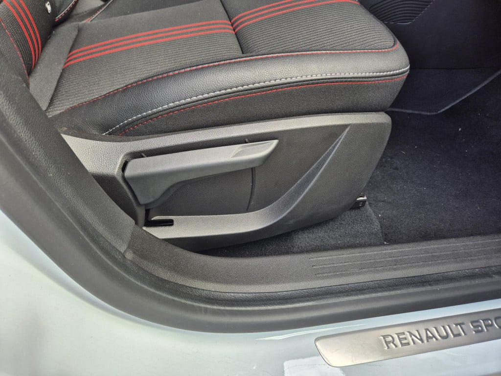 Renault Captur 1.6 e-tech full hybrid 145 r.s. line