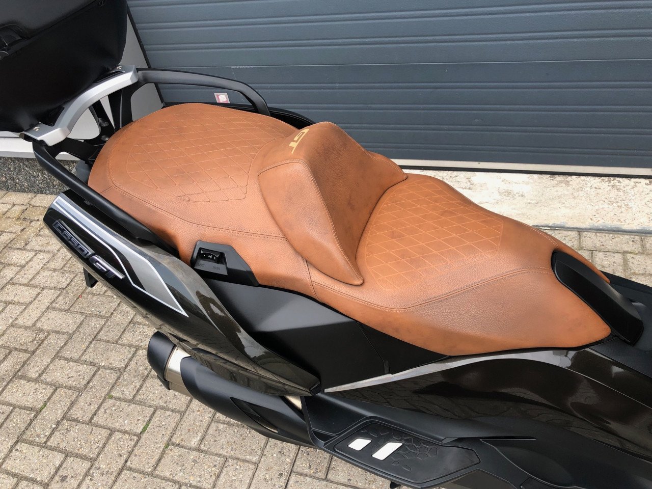 BMW C650GT uit 2019 met "optie 719" , side-view assist, topkoffer etc €4450