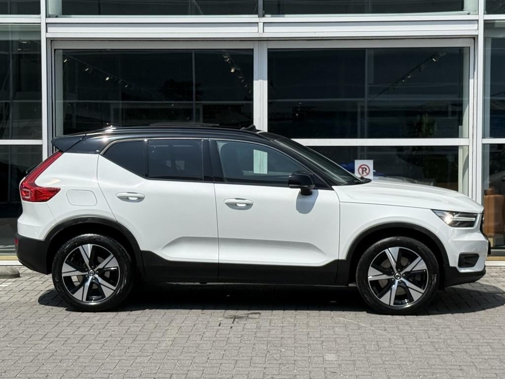 Volvo XC40 t5 262pk recharge ultimate dark |leder+ memory| camera| h&k soun