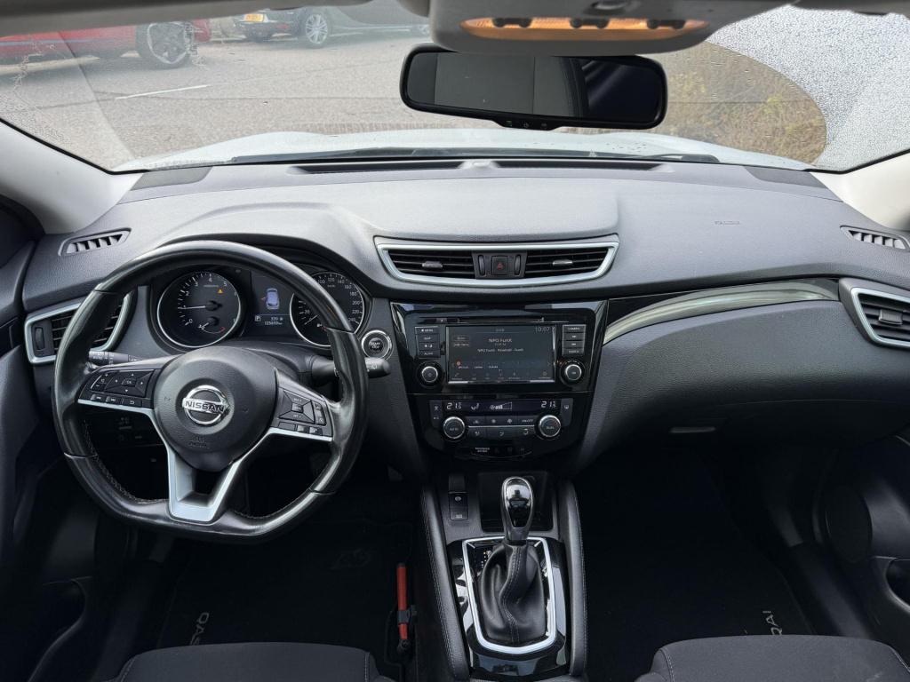 Nissan Qashqai 1.3 dig-t design edition automaat