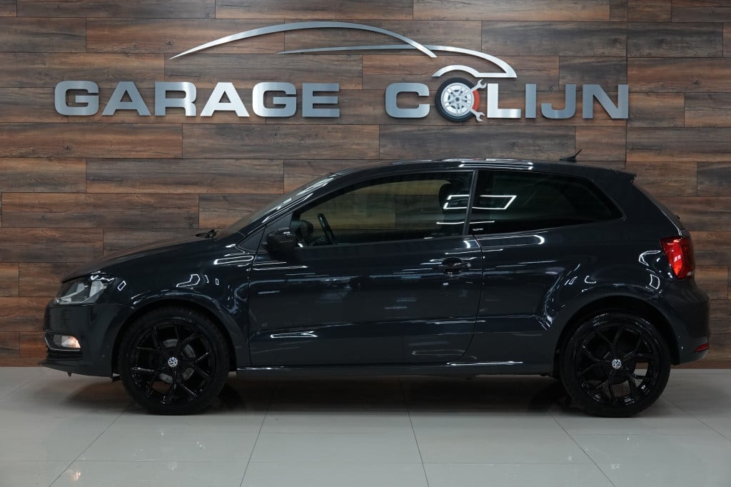 Volkswagen Polo 1.0 trendline | pdc | airco | navi | 17" |