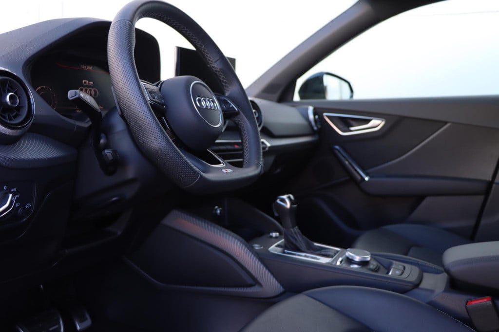 Audi Q2 35 tfsi s edition 150pk s-tronic