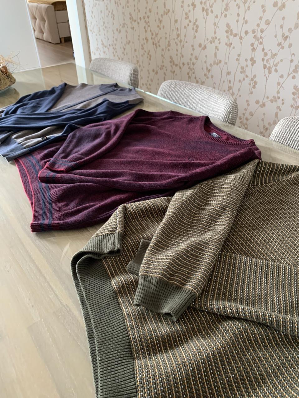 ✨Twee Super Leuke Heren Truien en 1 Vest✨XL