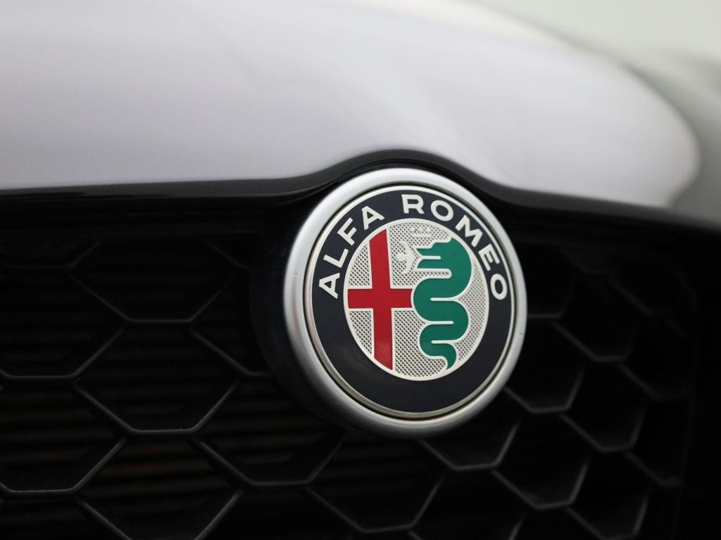 Alfa Romeo Giulia 2.0t sprint | automaat | navigatie | apple carplay / andr