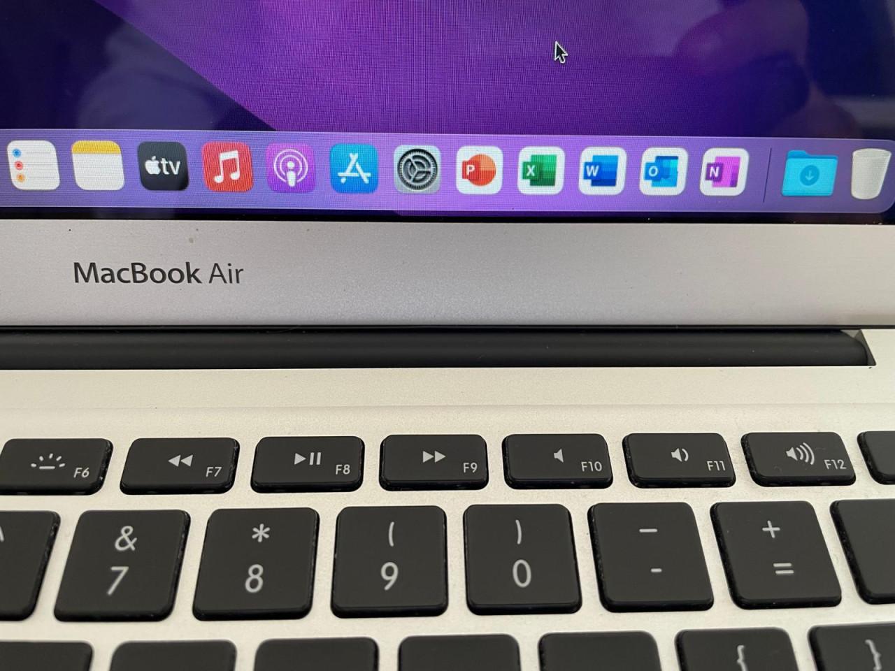 Macbook - met SSD, Office pakket, tas en nieuwe accu