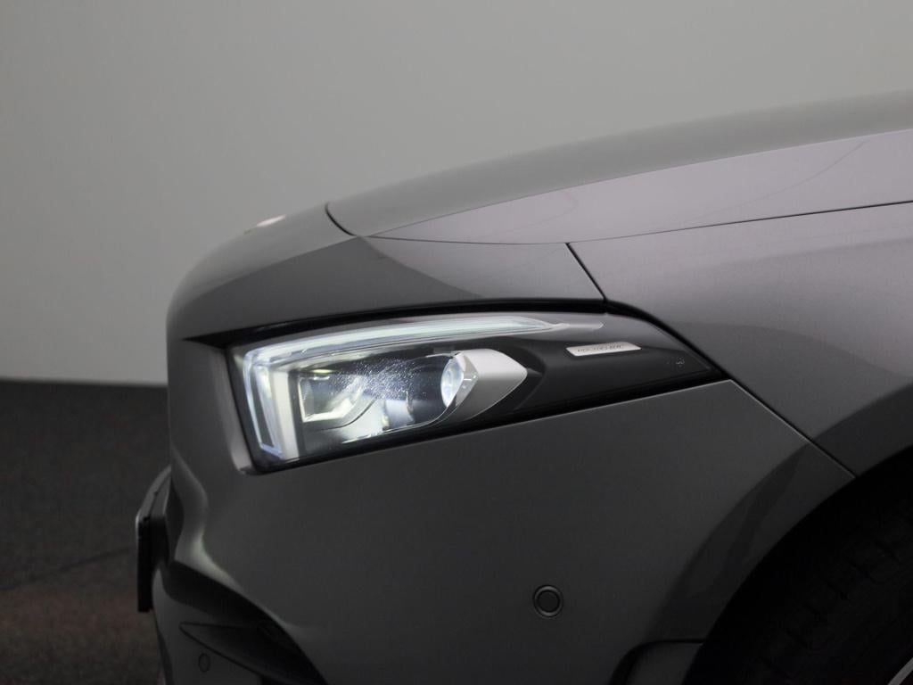 Mercedes-Benz A-Klasse limousine a 250 e amg line | automaat | panoramadak 