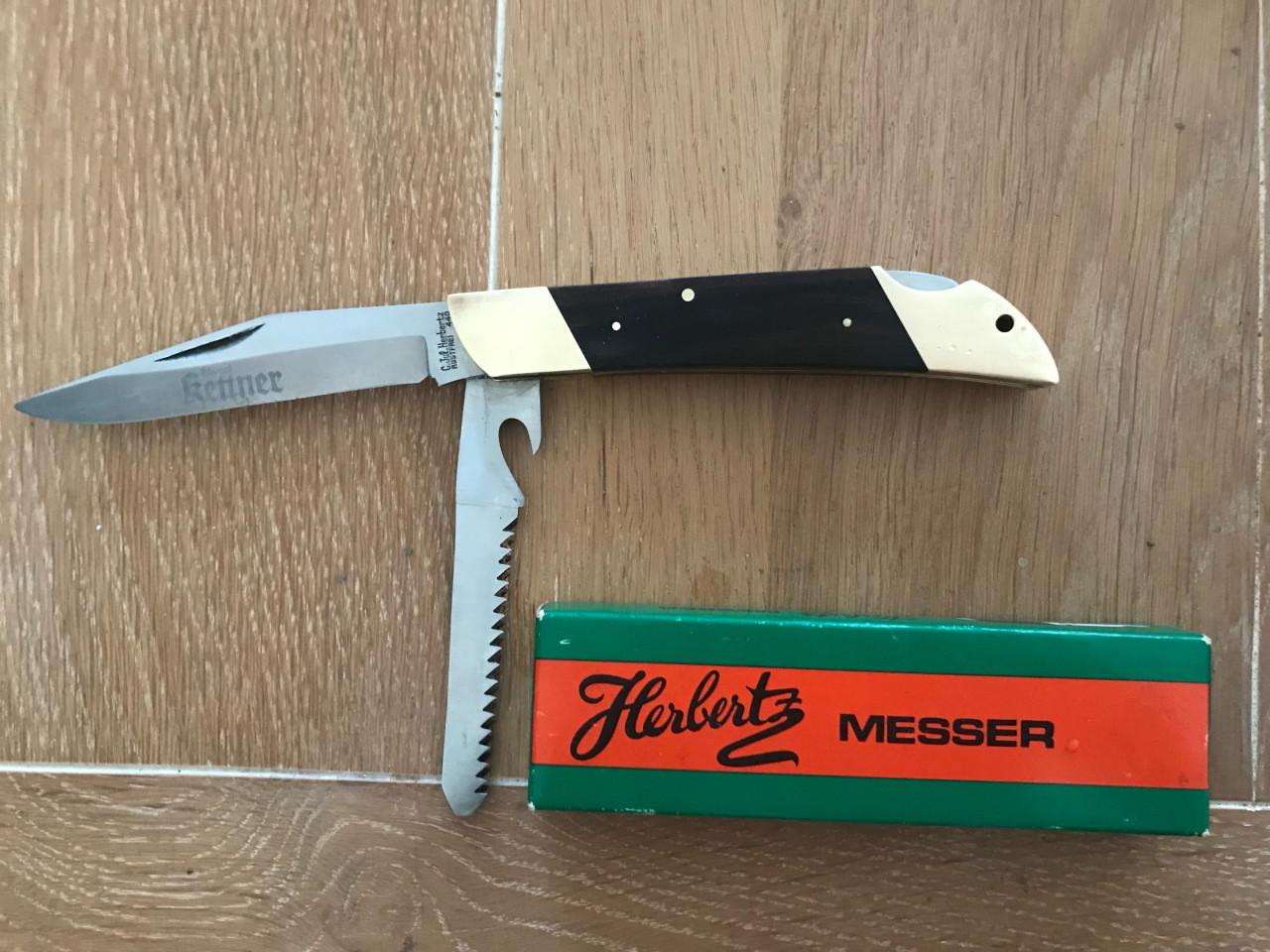 Herbertz zakmes, kwaliteits zakmes voor jacht.