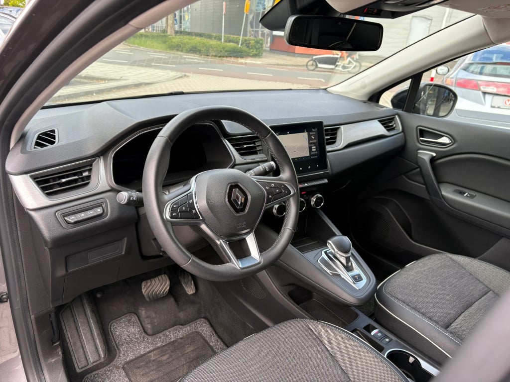 Renault Captur 1.6 e-tech plug-in hybrid 160 intens