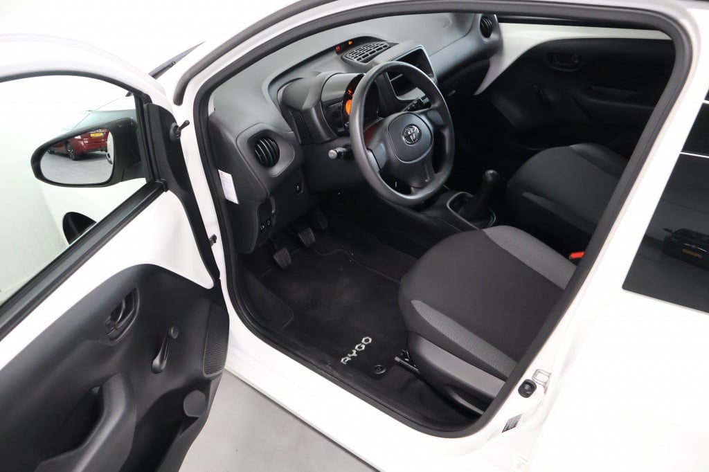 Toyota Aygo 1.0 vvt-i x