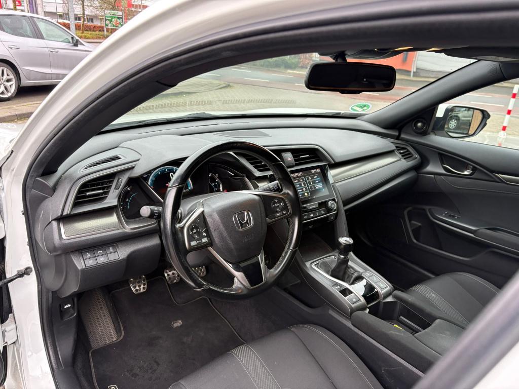Honda Civic 1.0 i-vtec executive