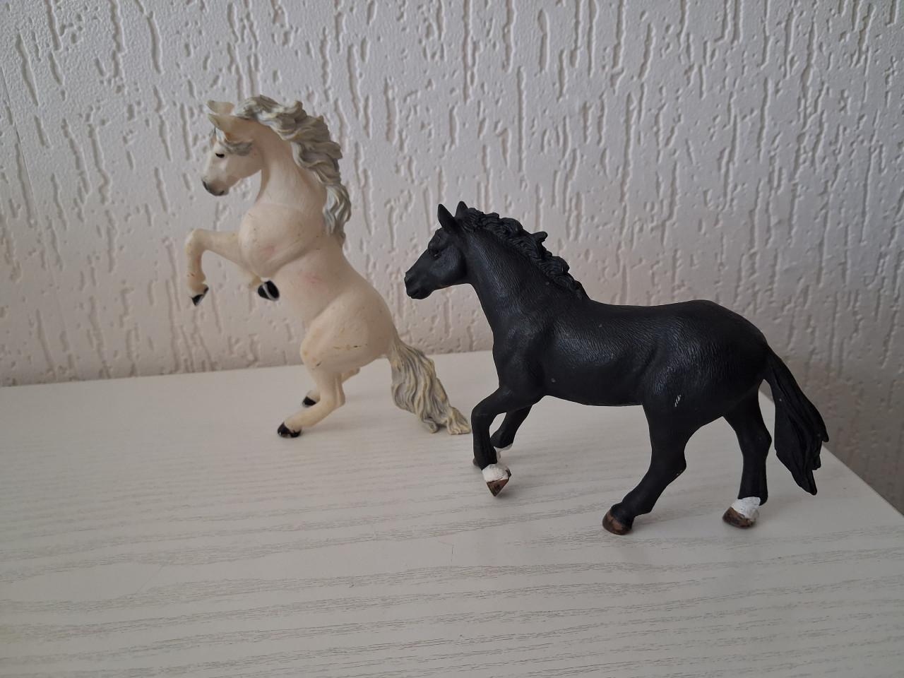 Schleich en papo paarden