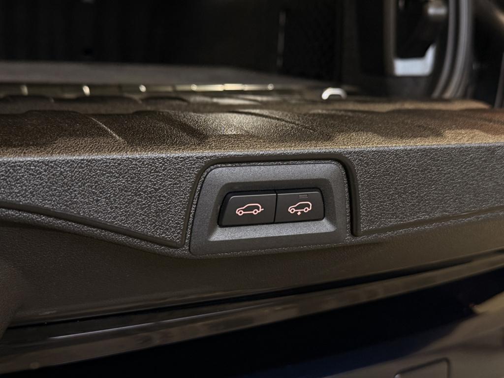 BMW X5 xdrive50e m-sport | carbon | pano | memory | stoelverwarming / verko