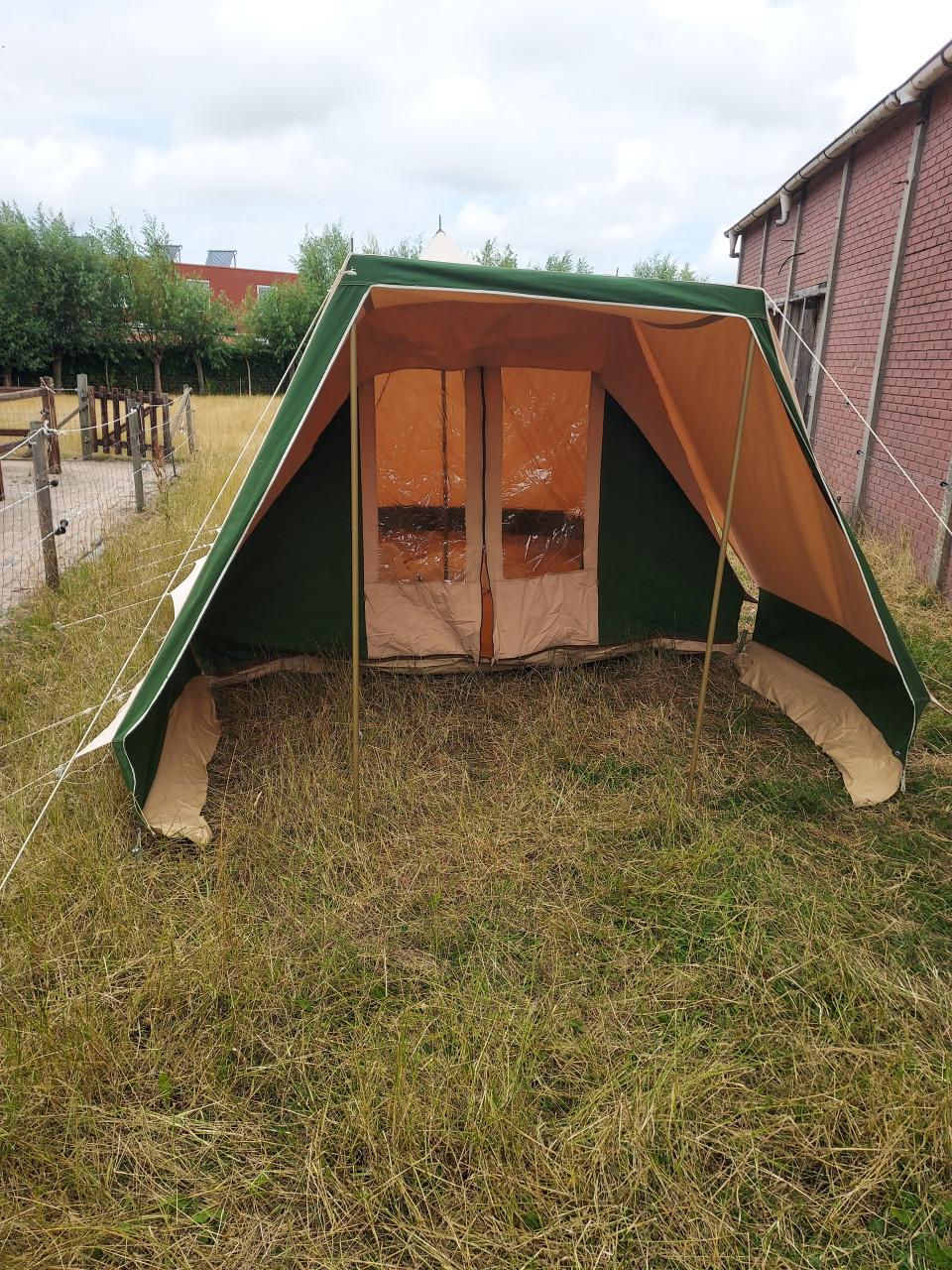 Bijna Gratis koopje piramide tent biesbos