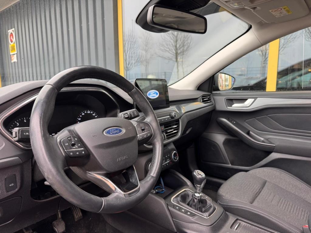 Ford Focus wagon 1.0 ecob. active bns | pano | led | bovag