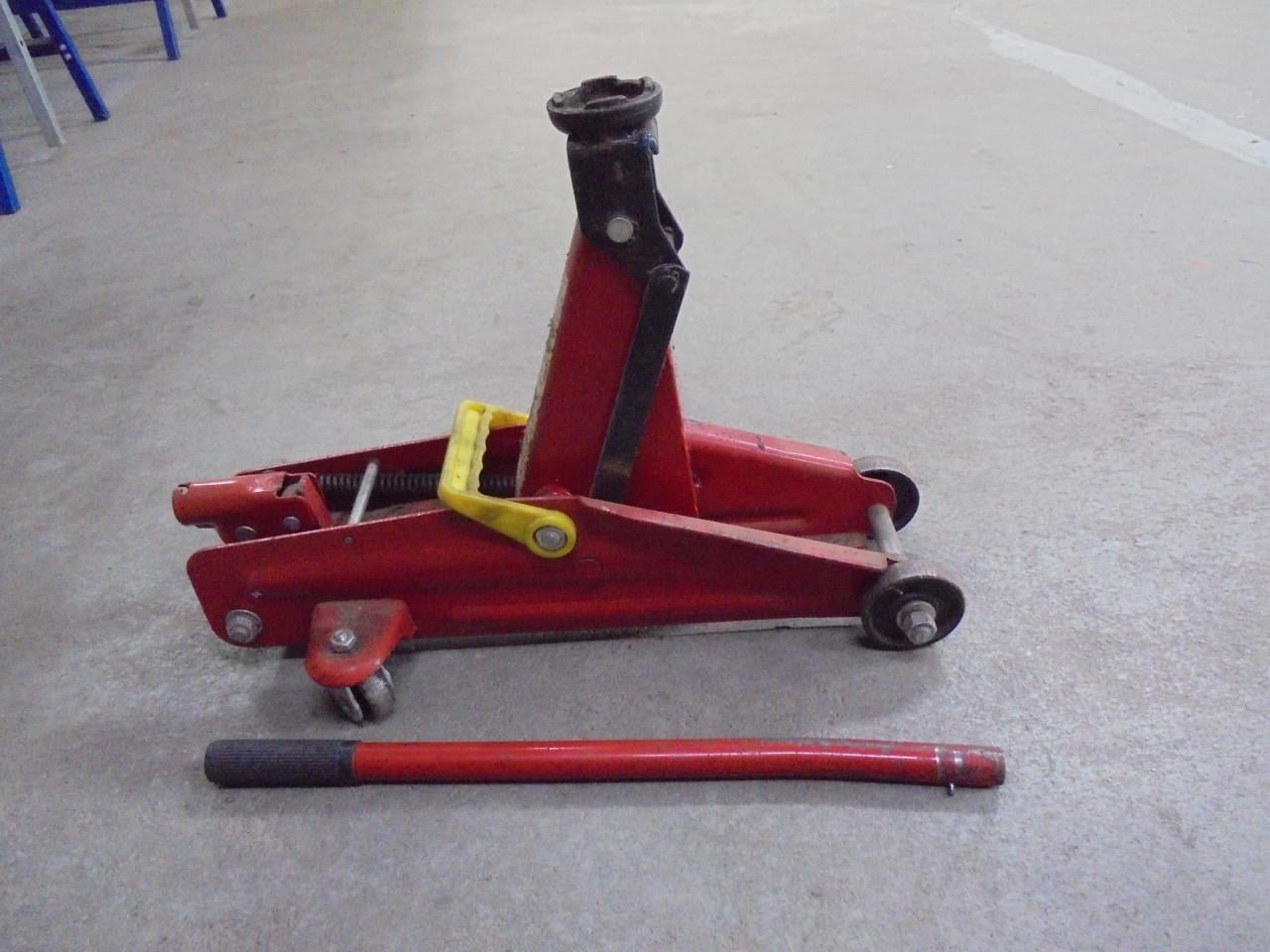 2 Tons autokrik