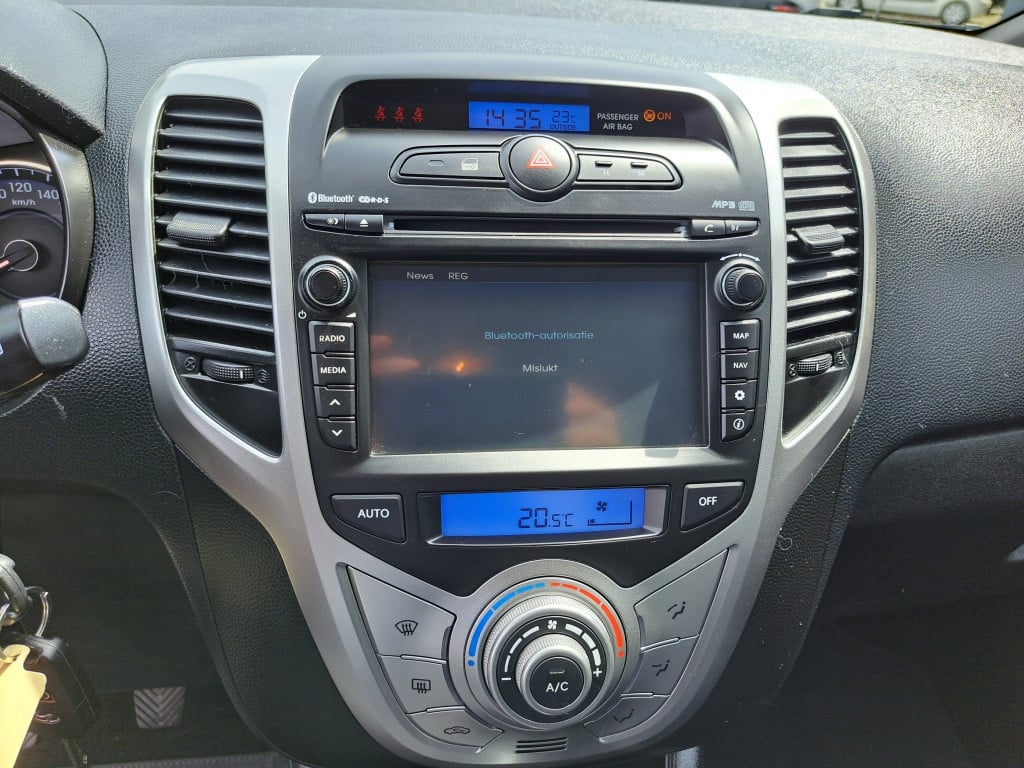 Hyundai Ix20 1.6i i-vision | trekhaak | navigatie | camera | cruise control