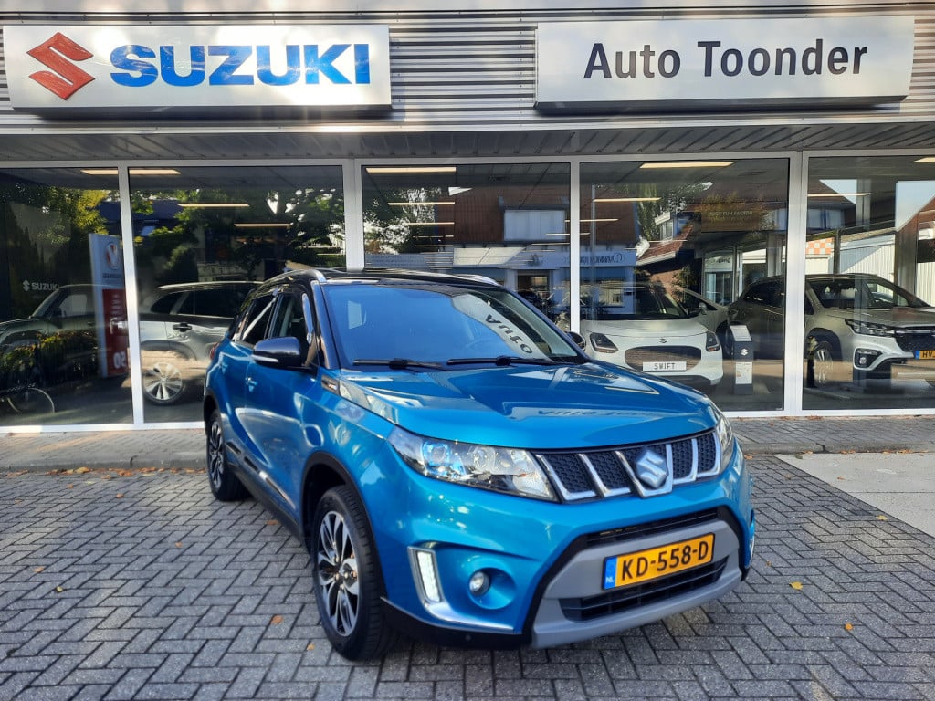 Suzuki Vitara high executive 1.6-120pk/trekhaak/panoramadak