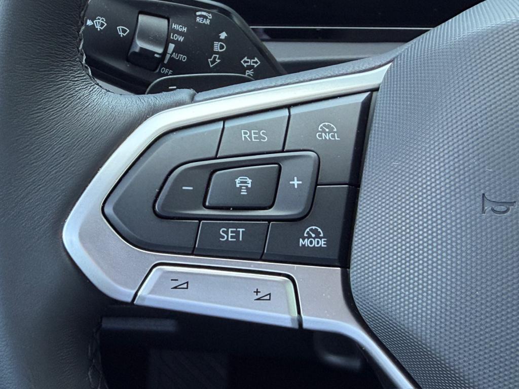 Volkswagen Tiguan 1.5 ehybrid elegance 204pk | trekhaak | all-season | dode