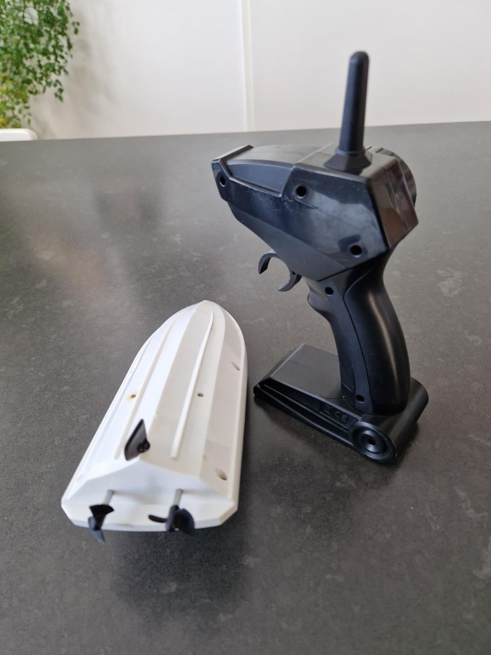 Afstandsbestuurbare boot