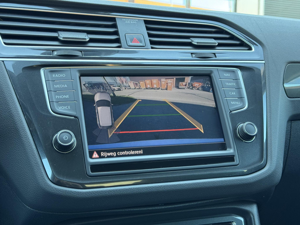 Volkswagen Tiguan 2.0 tsi 4motion highline | trekhaak uitklapbaar | stoelve