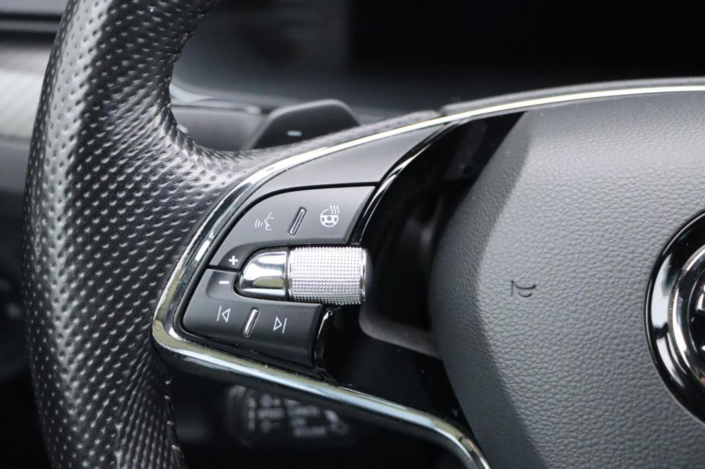 Skoda Superb 2.0 tsi 4x4 sportline business 280pk dsg7