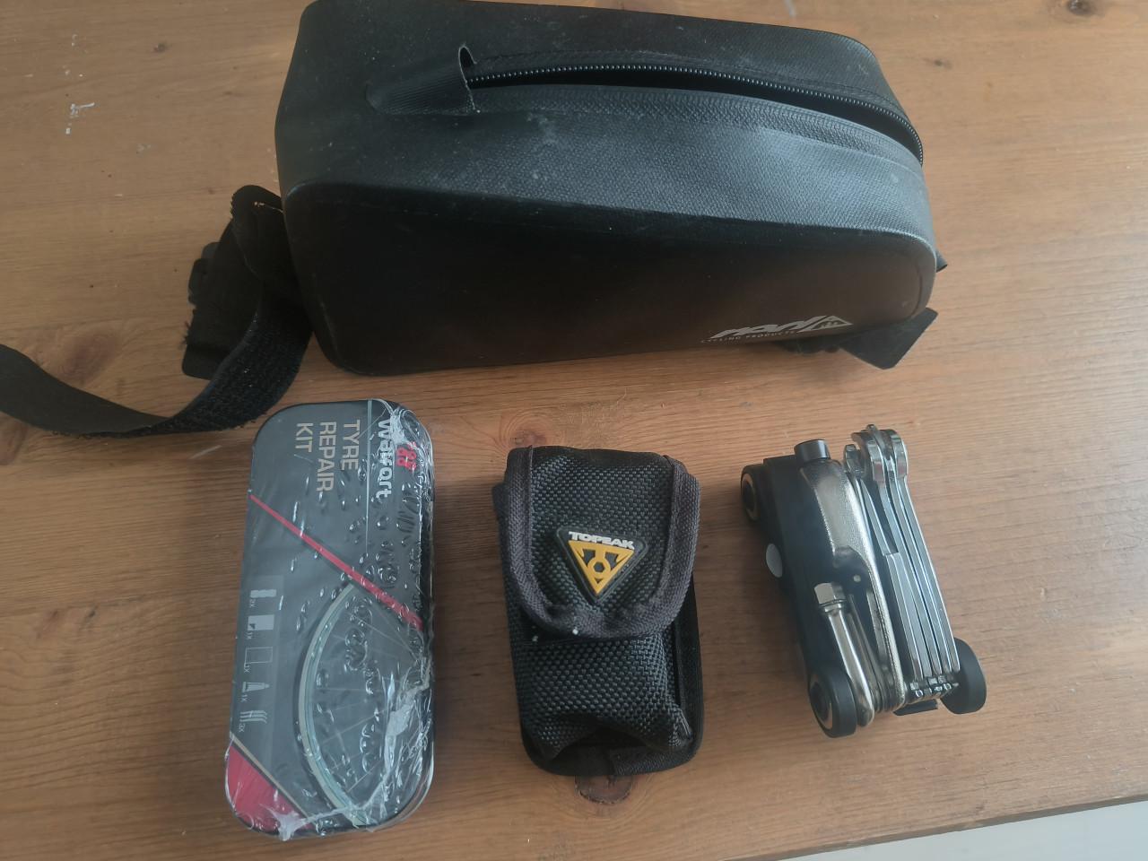 Topeak Alien 2 fietstool met waterdichte zadeltas