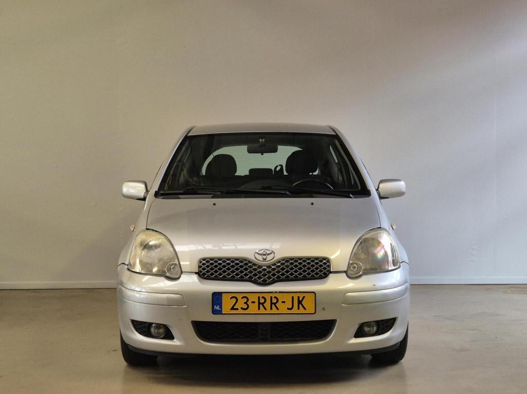 Toyota Yaris 1.3 vvt-i s-line