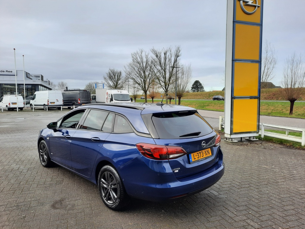 Opel Astra sports tourer 1.2 design & tech