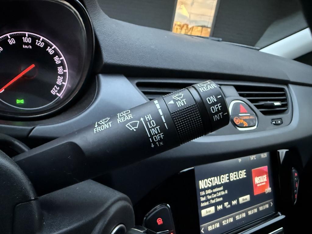 Opel Corsa 1.4 favourite