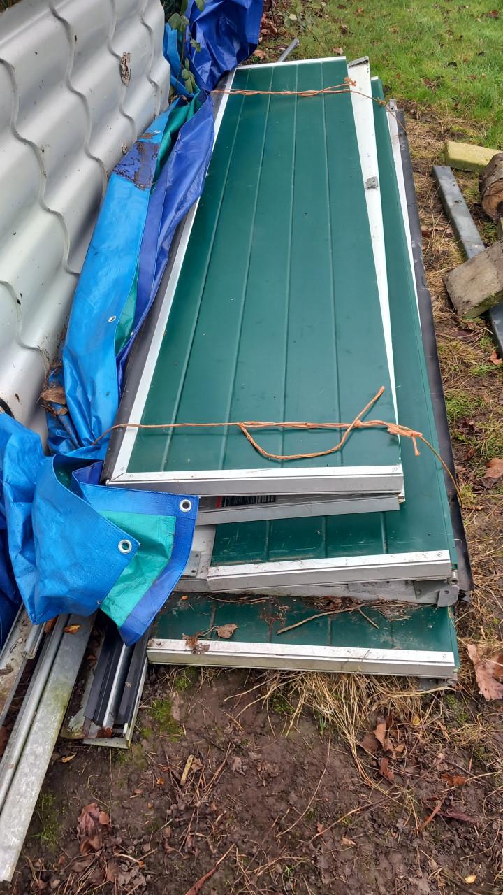 Geissoleerde roldeur