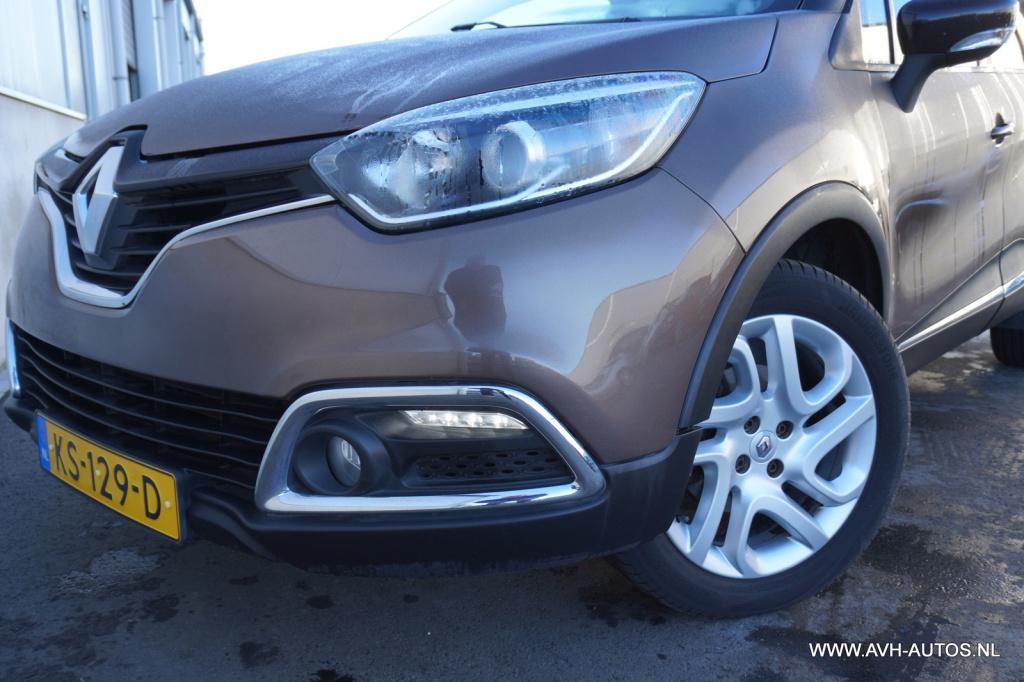 Renault Captur 1.2 tce helly hansen automaat