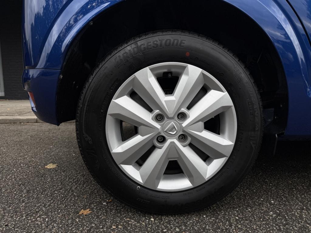 Dacia Sandero 1.0 essential