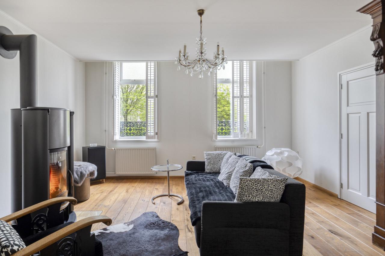 Vrijstaand huis met apart gastenhuis (Bed and Breakfast!)