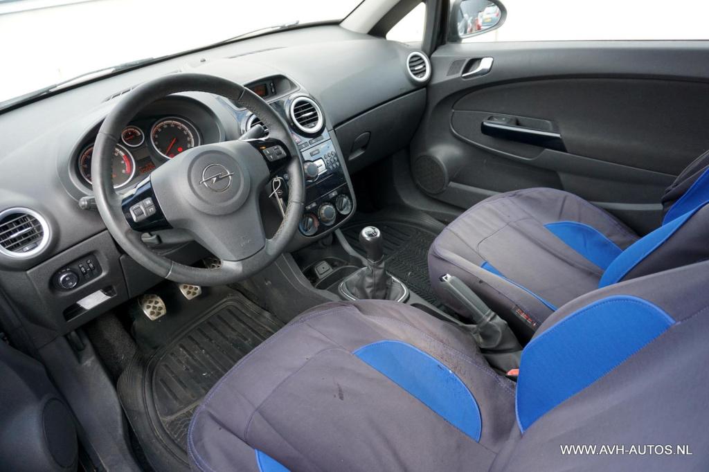 Opel Corsa 1.2 ecoflex anniversay edition lpg