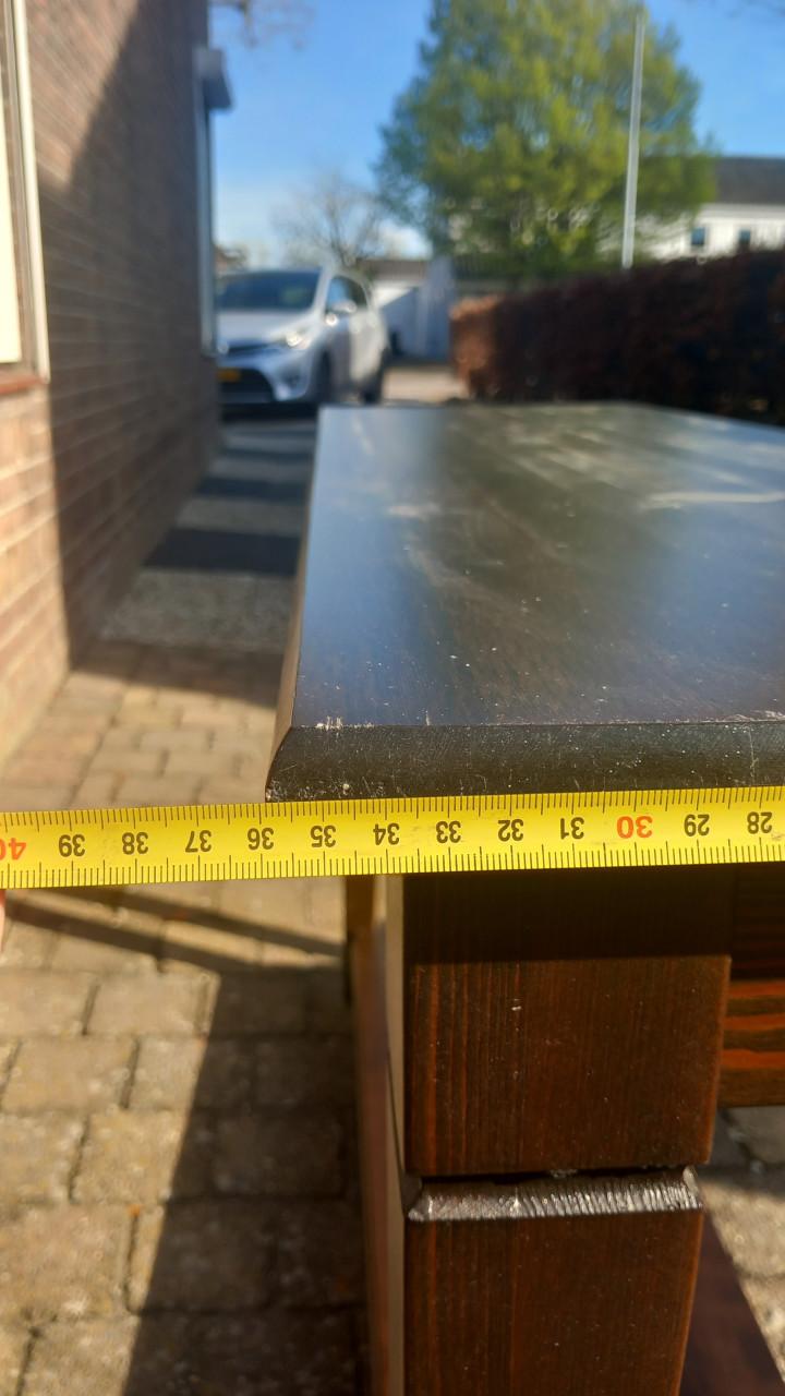 Side table om op te knappen, gratis