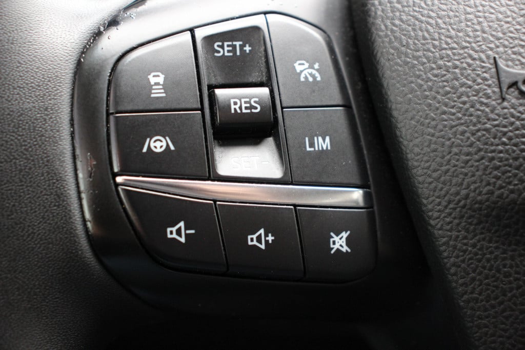 Ford Kuga 2.5 phev titanium x | b&o | camera | trekhaak | stoel/stuurverwar