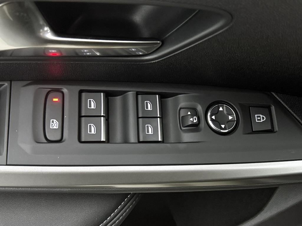 Peugeot 5008 hybrid 145pk automaat gt | rijklaar | 7 zitplaatsen | elektris