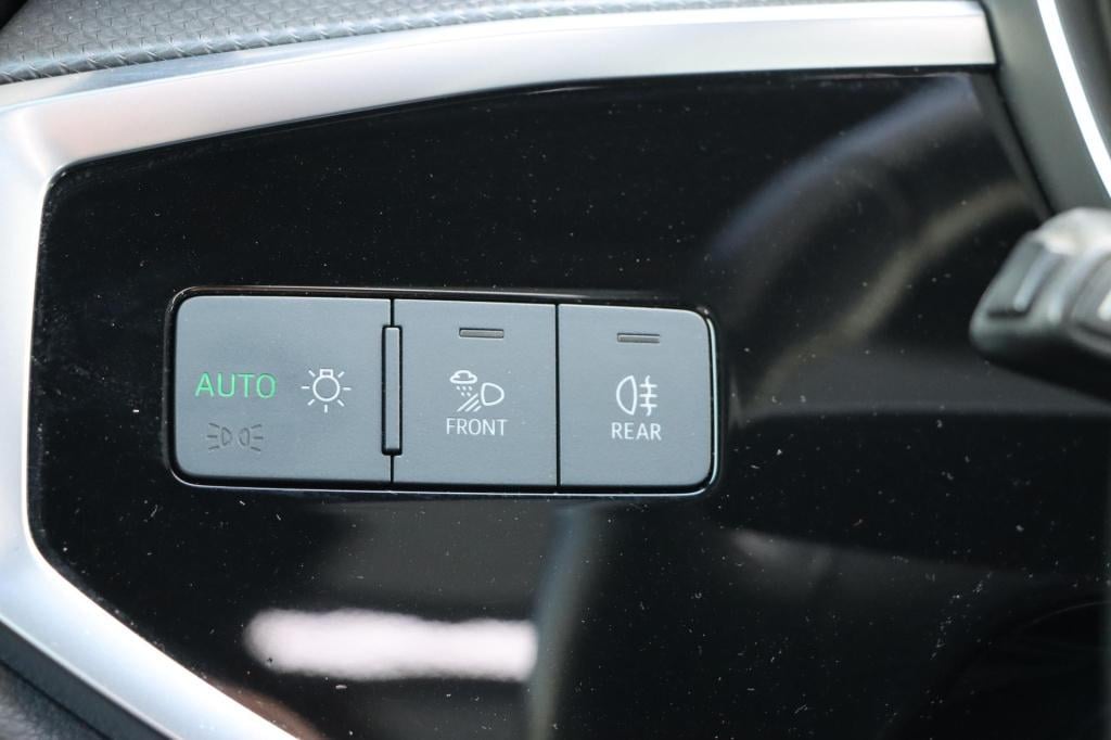 Audi Q3 35 tfsi s line 150pk s-tronic