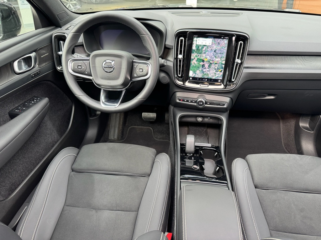 Volvo XC40 recharge ultimate 70kwh| panodak| adap.cruise| 360camera| h&k so