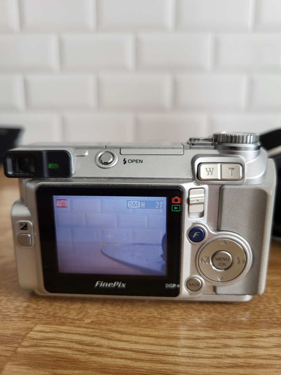 Camera finepix e510