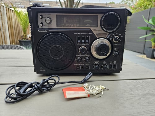 Prachtig Panasonic RF 2600 LBS multiband draagbare radio jaren 70...