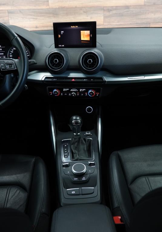 Audi Q2 1.0 tfsi sport | pdc | 19" | leder | stoelverw. |