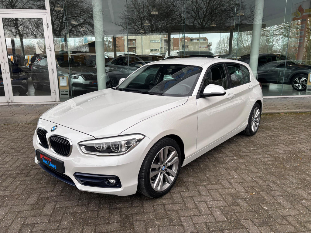 BMW 1 Serie (f20) 118i 136pk aut steptronic sport line | unieke km stand|ri
