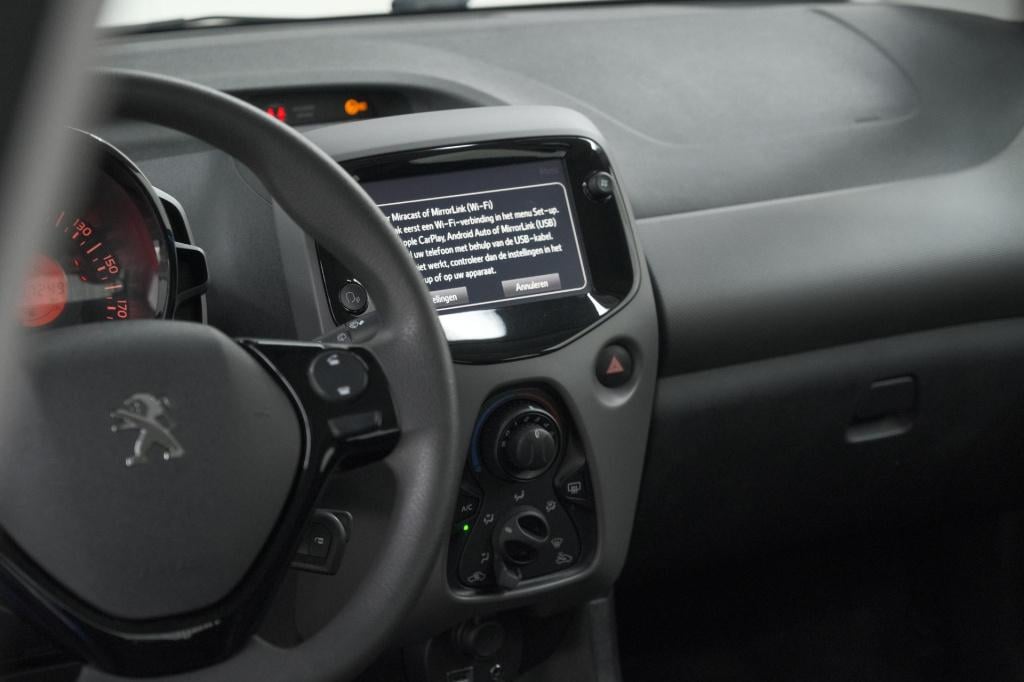 Peugeot 108 1.0 e-vti active | camera | apple carplay | airco | allseason b
