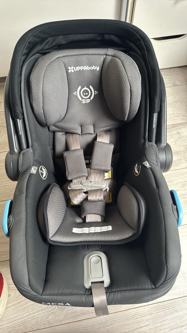 Uppababy Vista Jake kinderwagen met autostoel