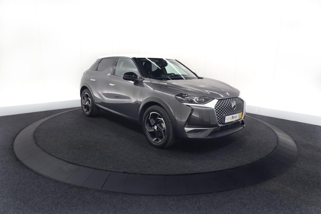 Ds Ds 3 crossback 50 kwh e-tense so chic | camera | dodehoekdetectie | head