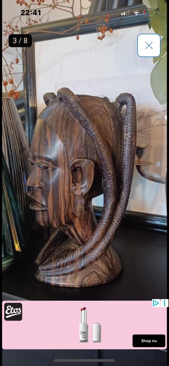 Buste van ebbenhout, Afrikaanse vrouw