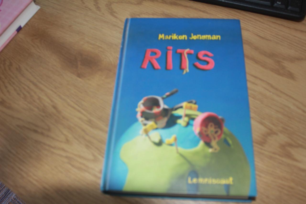 Boeken,,div soorten en schrijvers